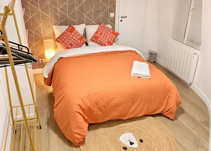 Cozy Latin Quarter Near The Seine & Metro & For 4 N6-10 パリ