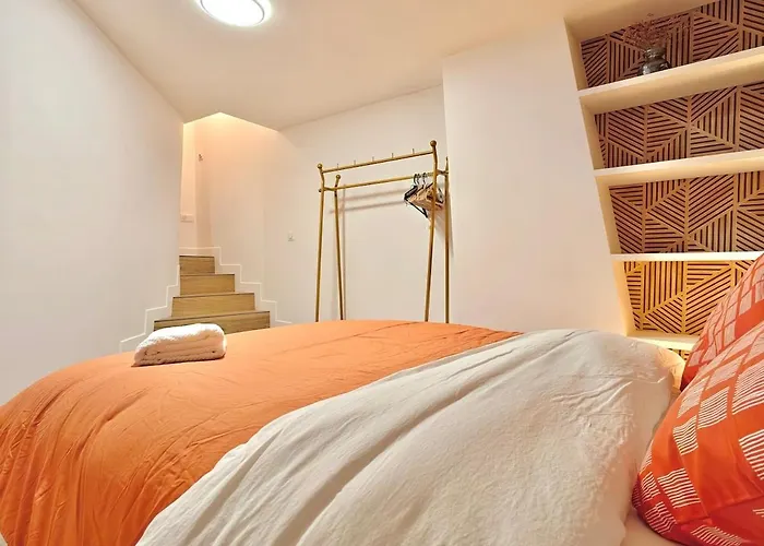 Cozy Latin Quarter Near The Seine & Metro & For 4 N6-10 アパート